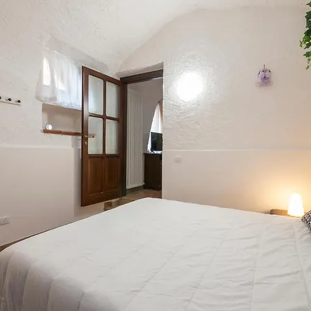 Daire I Host - Lierna
